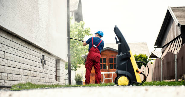 Best Animal Enclosure Cleaning  in Lake Lorraine, FL